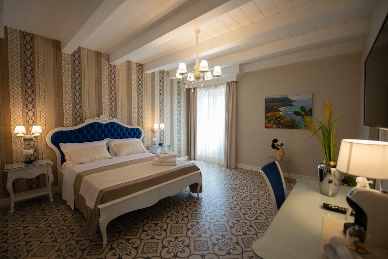 Sui Generis Tropea Luxury Rooms Exterior photo